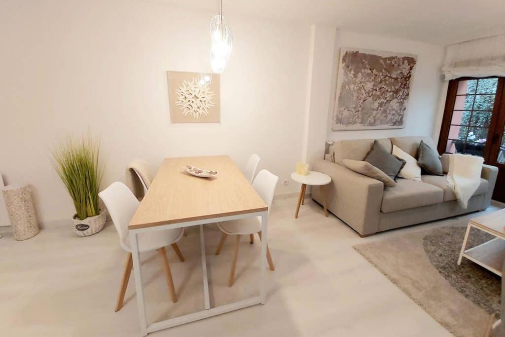 Apartament Nuevo-Casco Historico-Parking Gratuito. Oviedo Zewnętrze zdjęcie