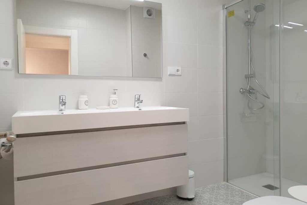 Apartament Nuevo-Casco Historico-Parking Gratuito. Oviedo Zewnętrze zdjęcie